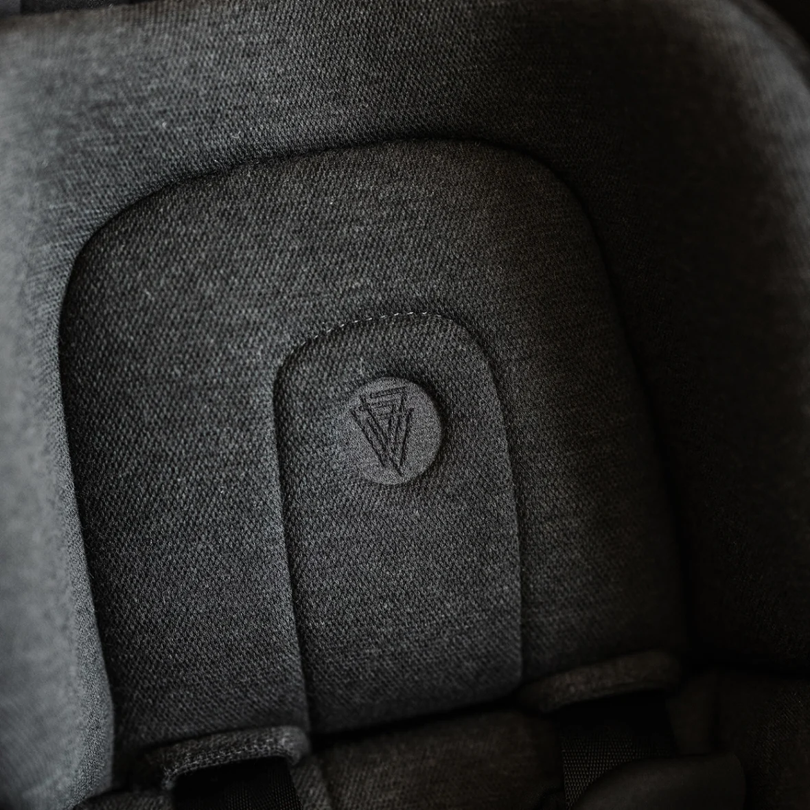 Scoică auto 0-13kg Venicci Tiago 360 Black (1)