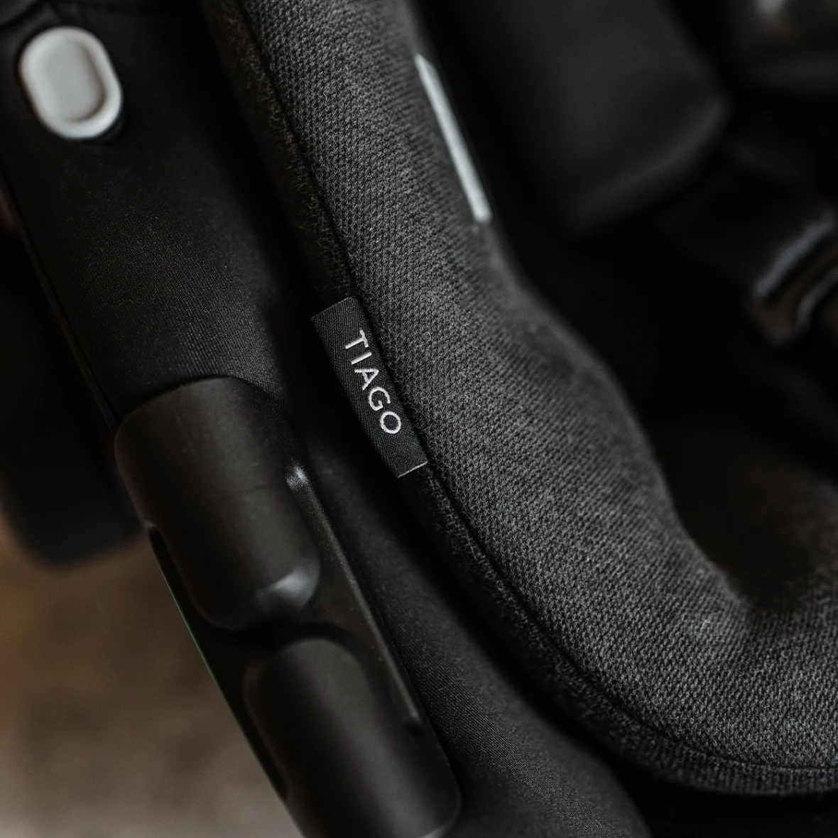 Scoică auto 0-13kg Venicci Tiago 360 Black (11)